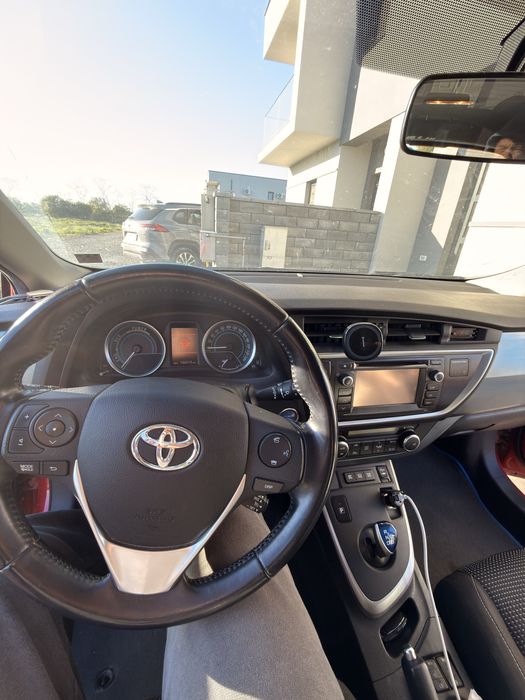 TOYOTA Auris 2013 — imagine 5