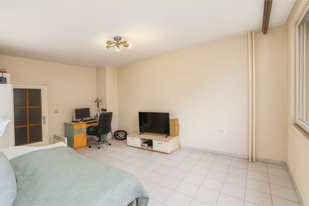 Продава се Тристаен апартамент в София, Красно село - 93 кв.м за 1639 €/кв.м - Снимка #4