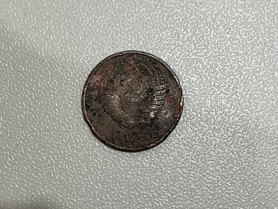 Продам монетки .