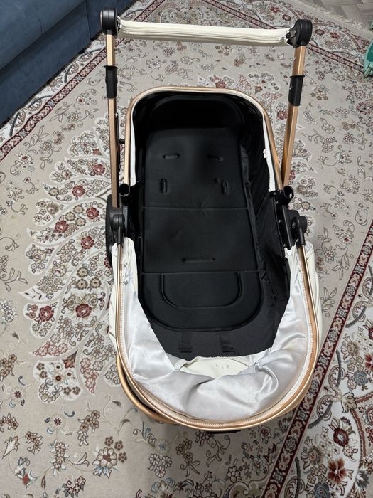 Продаю коляску трансформер 3 в 1