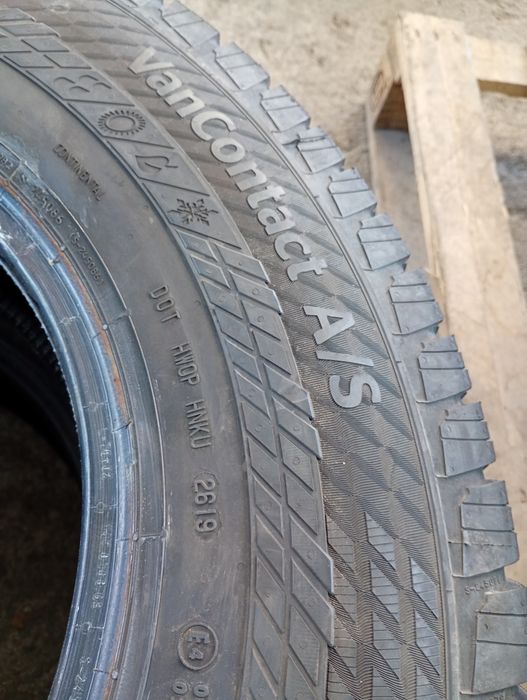 Всесезонни 2бр.215/85/16 Continental VC A/S dot4817