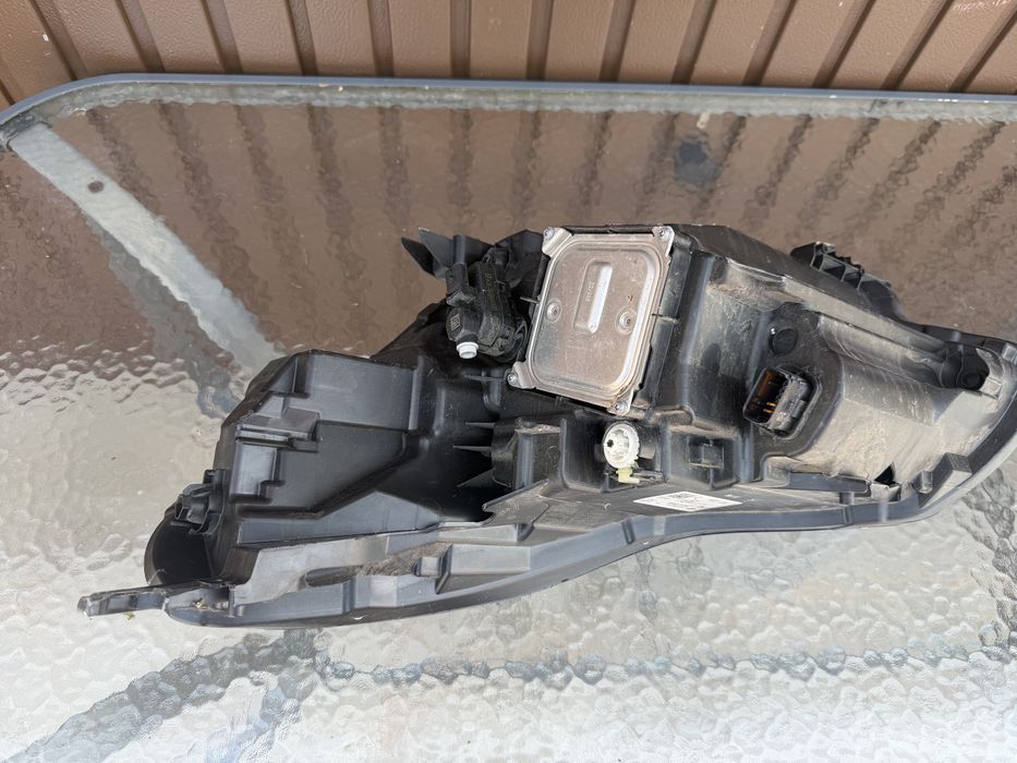 Far dreapta renault captur 2