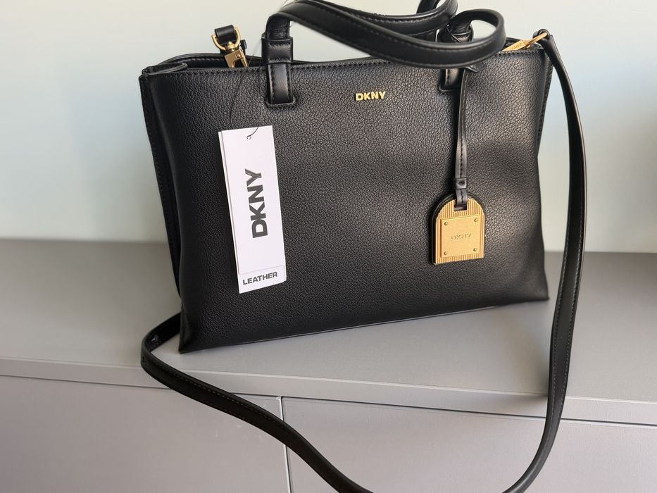 Дамска чанта DKNY нова