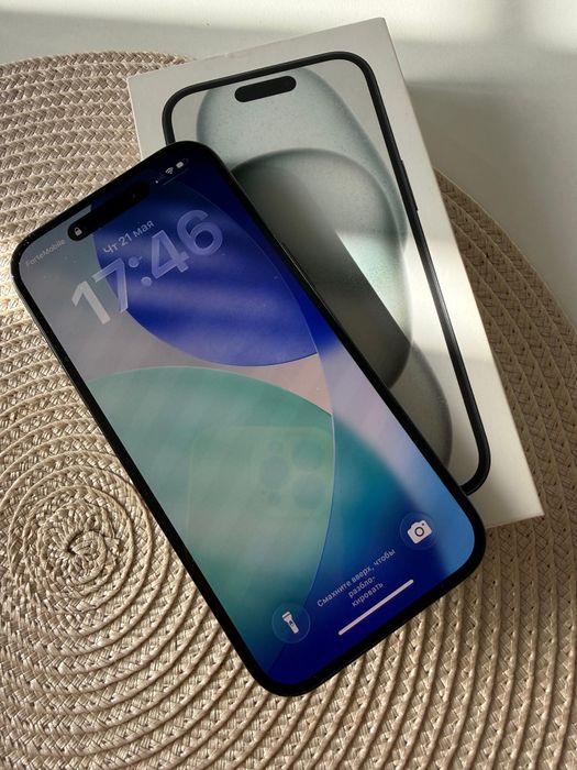 Продам Iphone 15