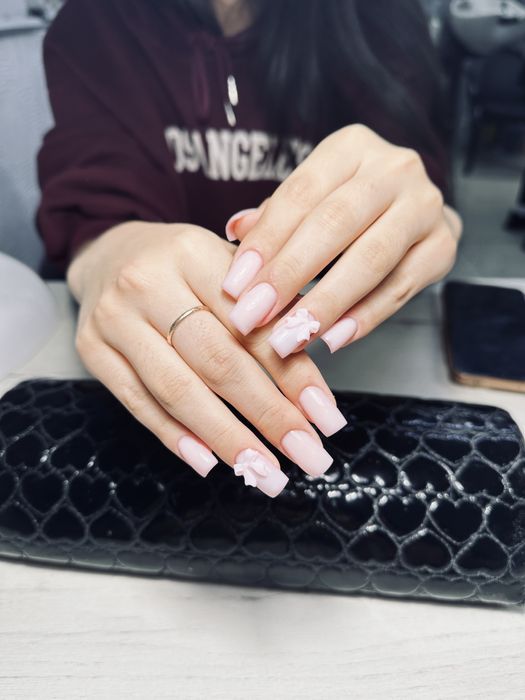 Модели на маникюр!