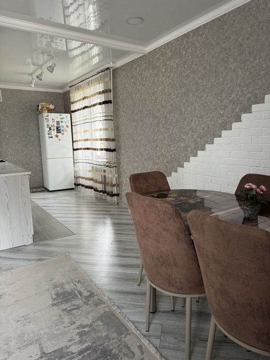 Продам 4х комн квартиру 92 кв