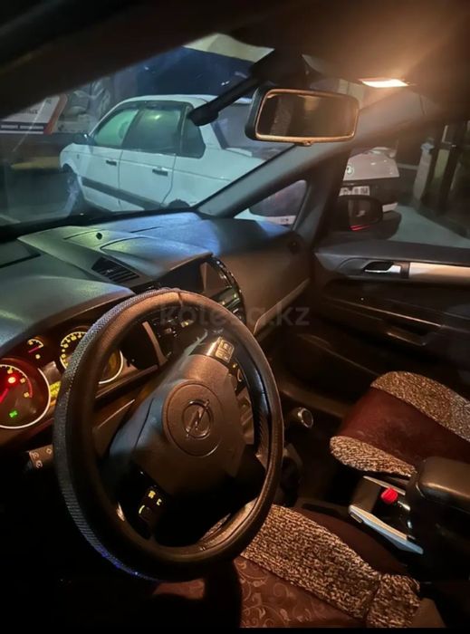 Продам Опель Зафира