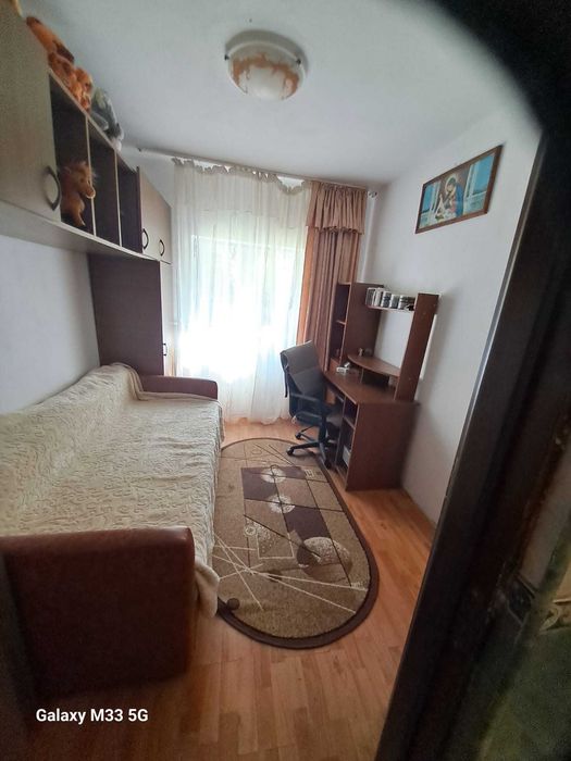 Garsonieră 3camere