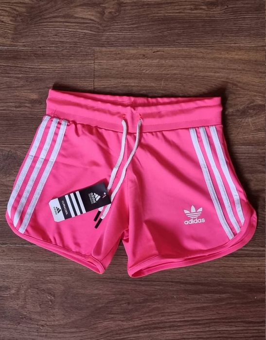 Къси панталони Adidas