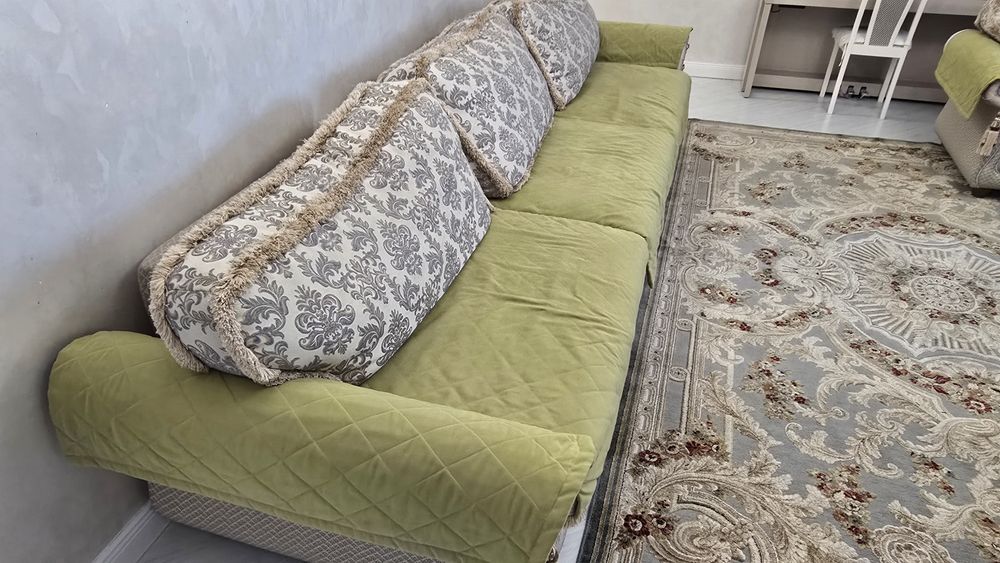 Диван и кресло, Беларусь