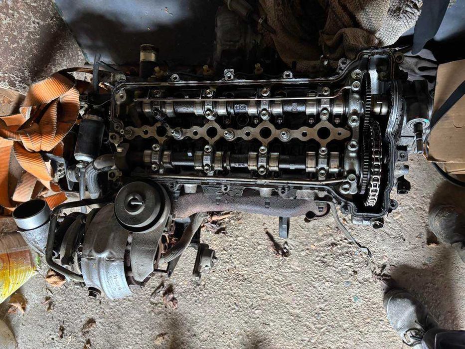 Двигател ,скоростна кутия ,съединител за  Тойота Версо 2.2 дизел 2006г