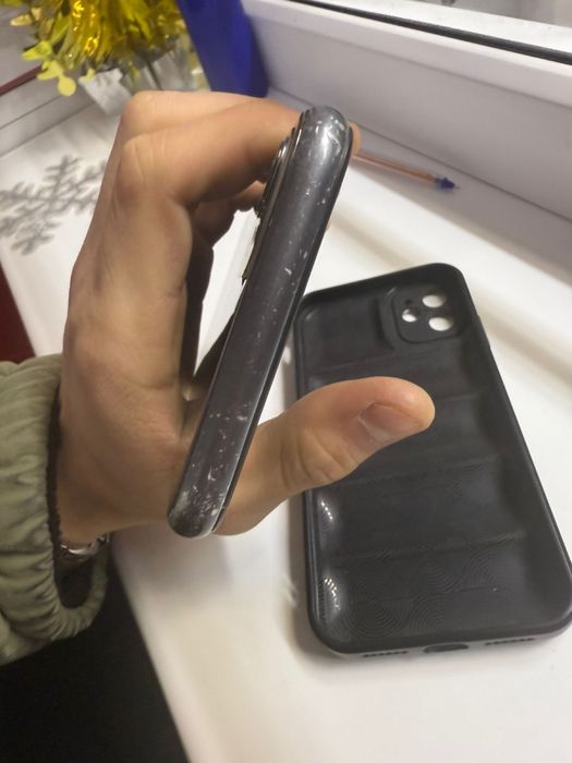 Айфон 11 128гб 81акб