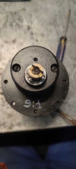 Микро электродвигатель с редуктором