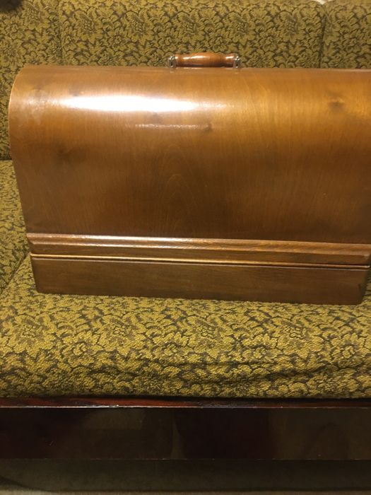 Ручная швейная машинка