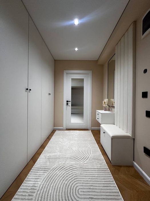 Продам 2 ком на Ц-5 с Евро-ремонт