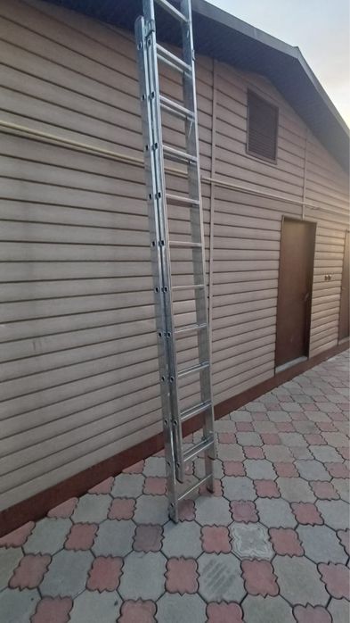 Аренда прокат стремянок , лестниц