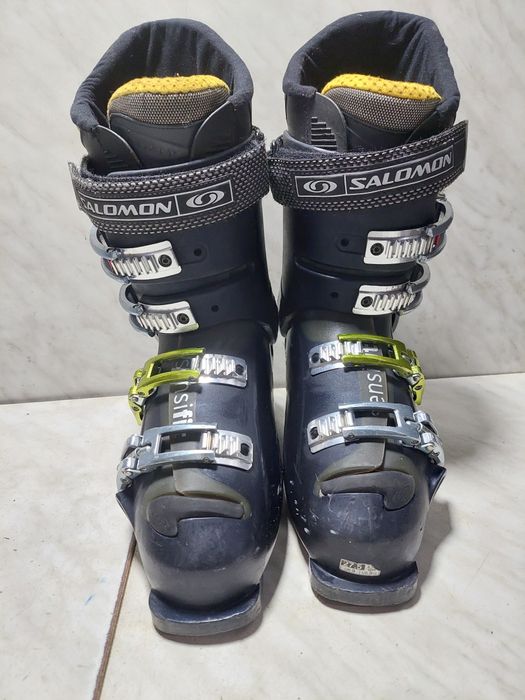 Clapari ski schi Salomon mondo 27,5 corespunde mărimii 41-42