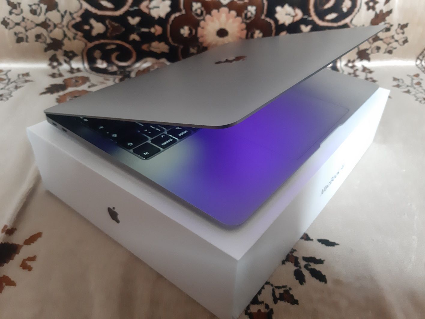 Macbook air 13 retina 2020