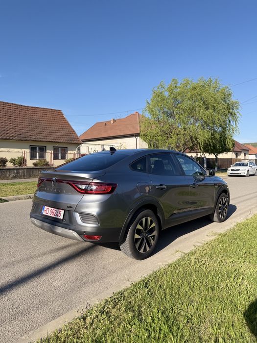 Renault Arkana E-Tech 2023 Hybrid 1.6i 143 CP Automata