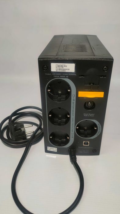 UPS APC Back UPS BX700U-GR, гаранция, цената е с вкл. ДДС