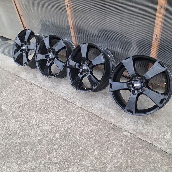 Jante aliaj,Renault,Hyundai,Duster,Nisan,Suzuki 5x114,3/R17 ET 52/6,5J