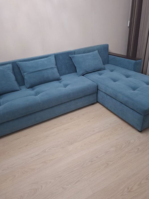 Диван угловой с ящиком