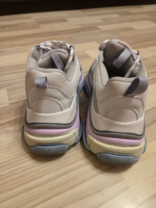 Оригинални маратонки Balenciaga 37 номер