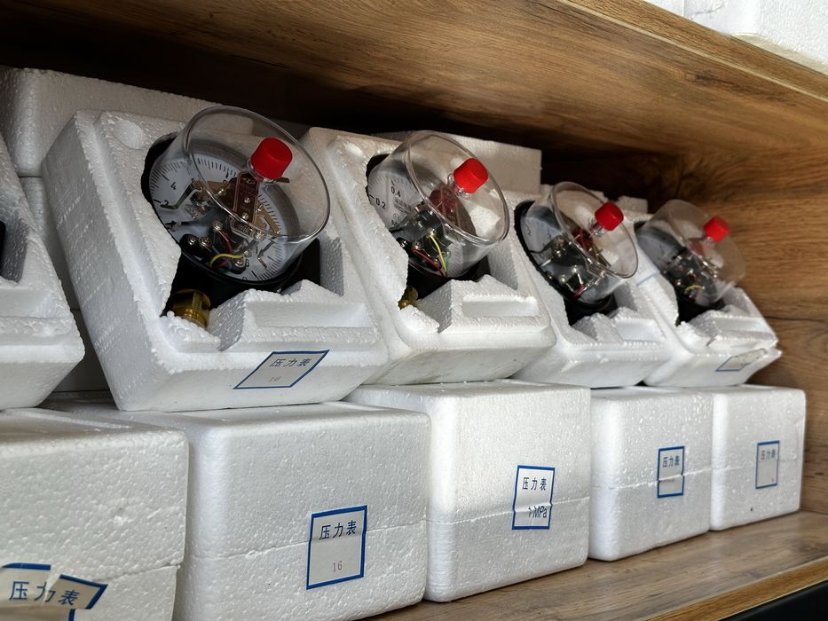 Манометр Электроконтактный манометры