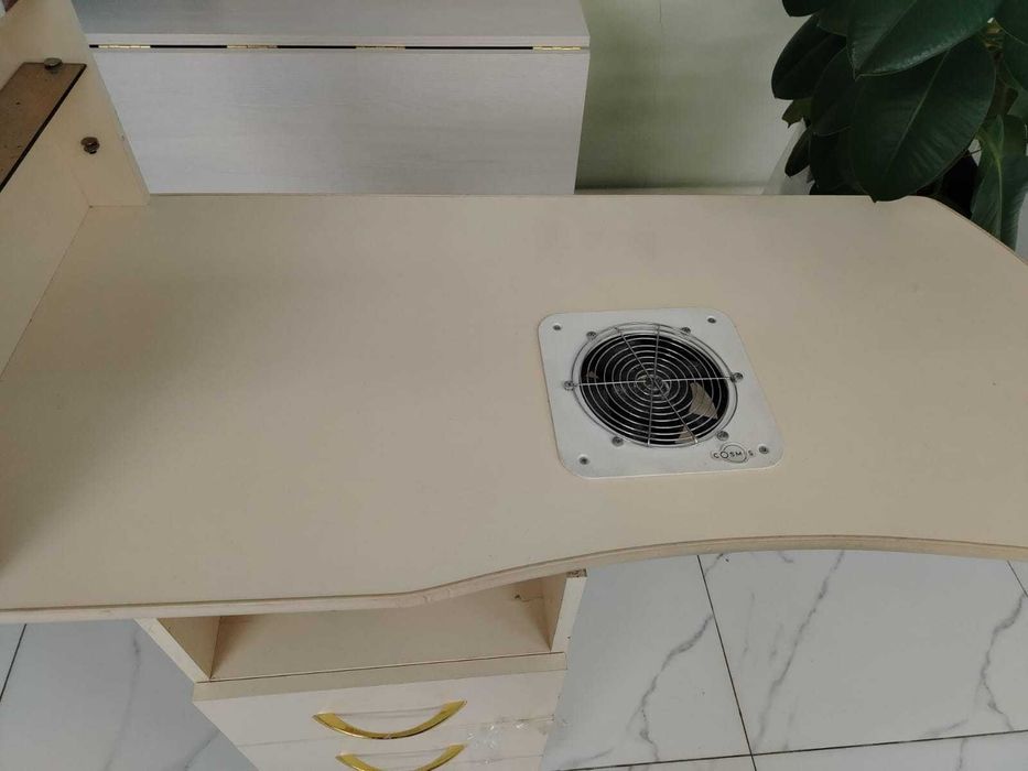 Продам оборудование для парикмахерской