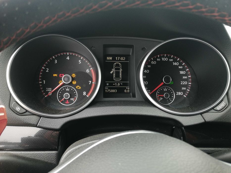 VW Golf VI GTI 210к.с. На части