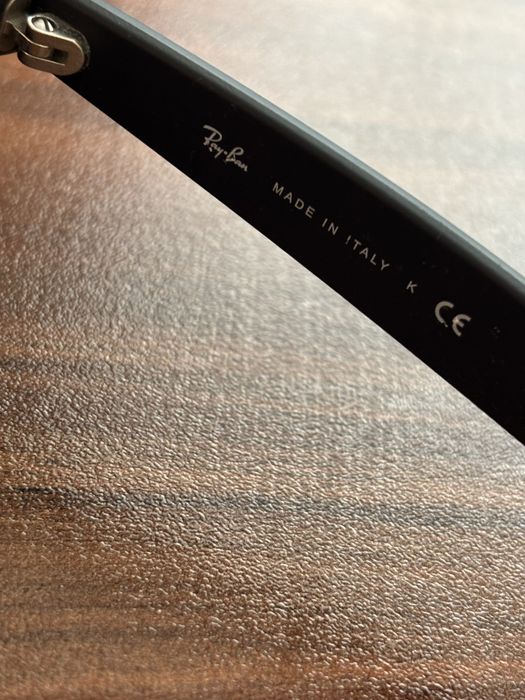 Слънчеви Очила ray ban.