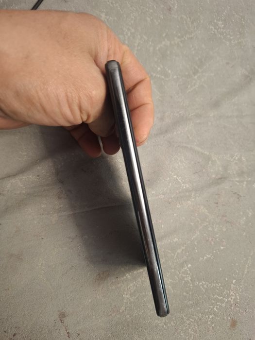 Продам телефон Самсунг А52