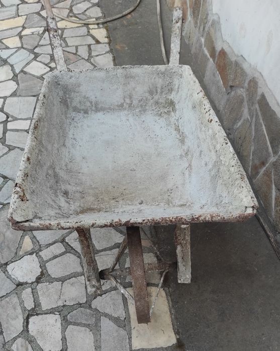 Ръчна количка за строителни работи