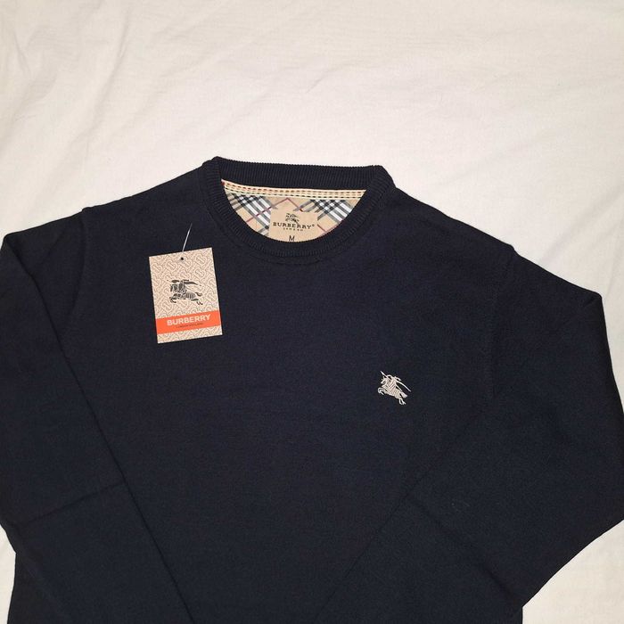 pulover barbati BURBERRY marime M culoare bluemarin, nou cu eticheta