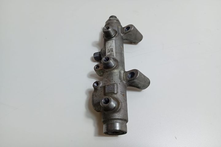 Rampa  injectoare dreapta 3.0 tdi 059130089BT Audi A4 allroad B8 (fac