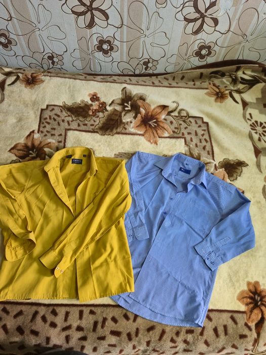 Продам рубашки 34-35 размер