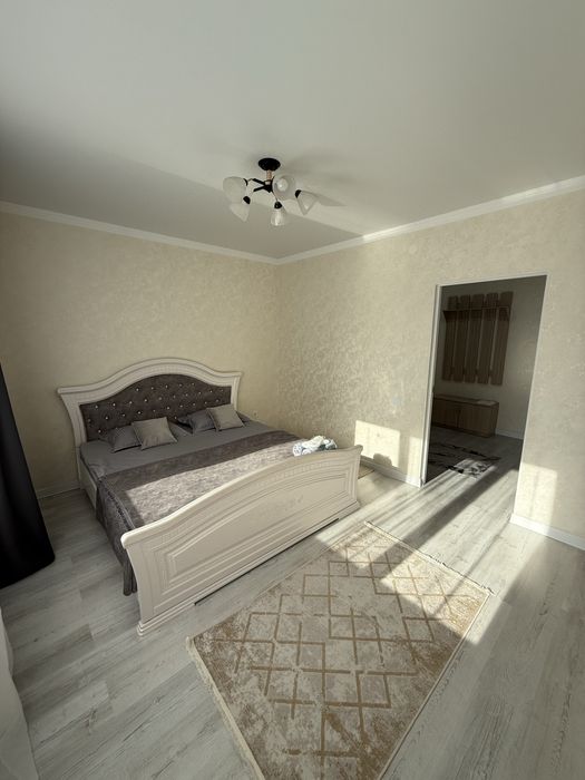 Чистая и новая 2 комн квартира посуточно