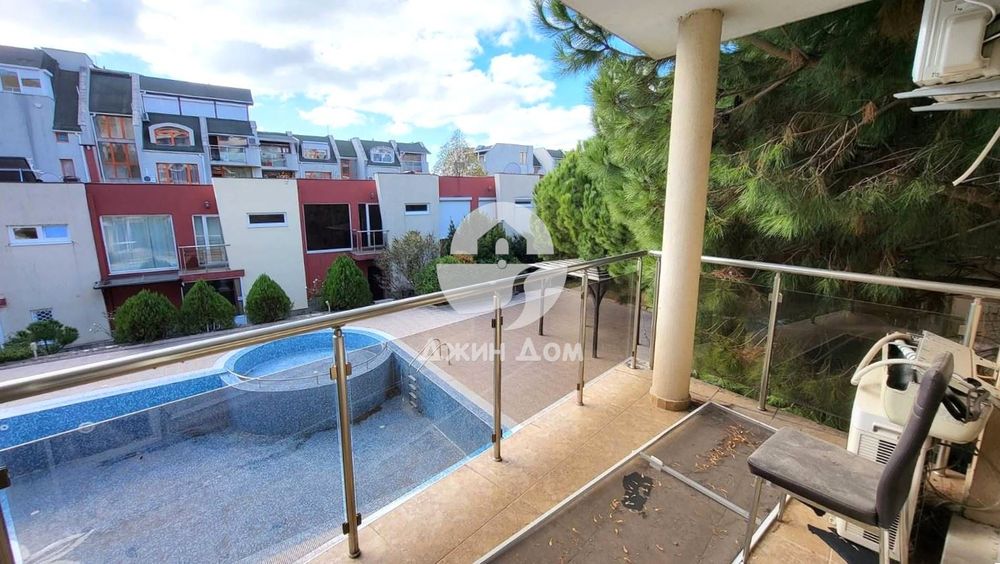 Продава се Четиристаен апартамент в Свети Влас - 110 кв.м за 974 €/кв.м - Снимка #12