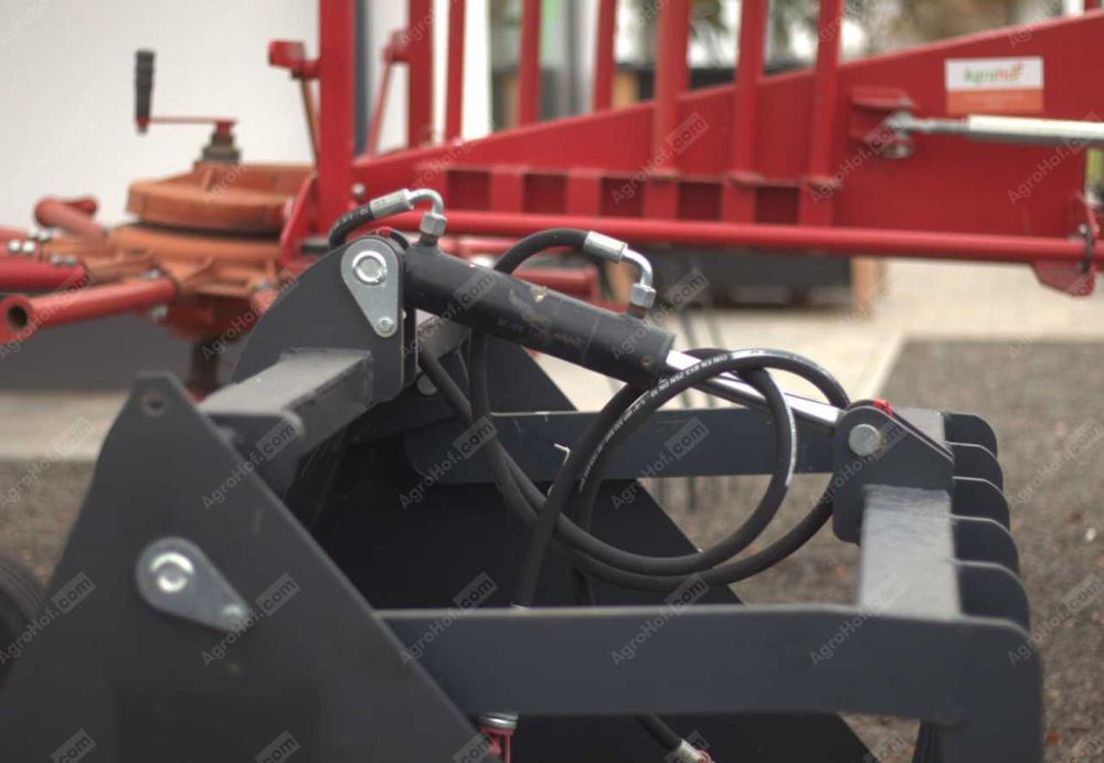 Cupă gunoi, cupa Krokodil 120 cm / Grapple Bucket 1200 (demo)