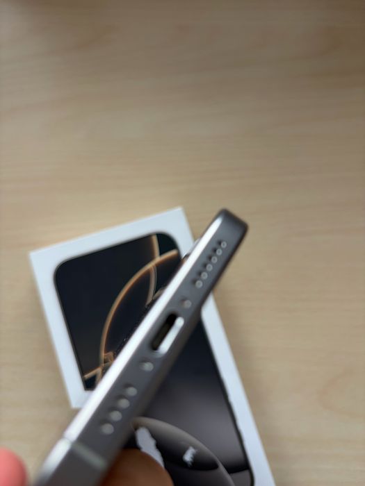 Iphone 16 Pro Max Space Gray Ca Si Nou