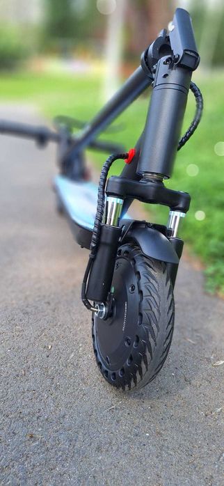 Trotineta electrica - noua la cutie - livrare gratuit oriunde -2025