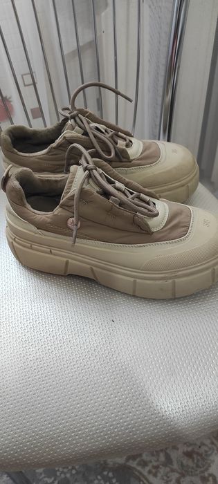 Продам ботинки демисезонные