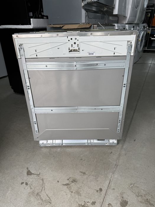 Съдомиялна машина за вграждане MIELE 60см