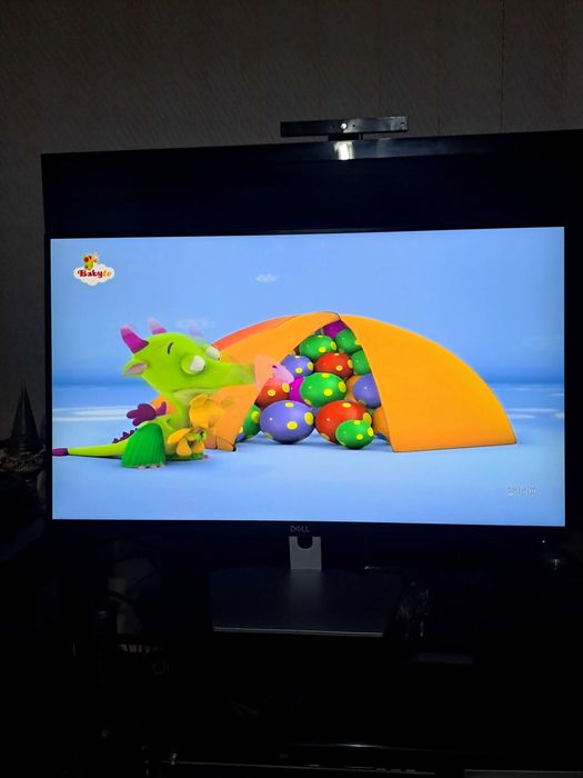 Монитор DELL- S2721 D-27" като нов- използван около 6 пъти