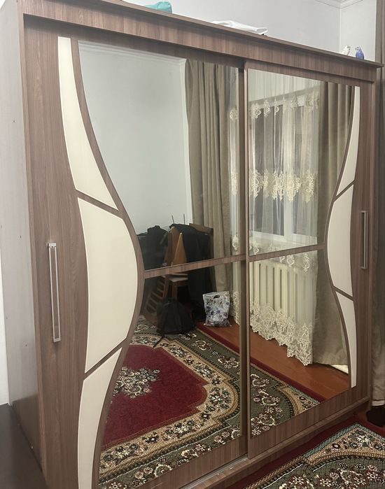 Шкаф вещевой для спальной