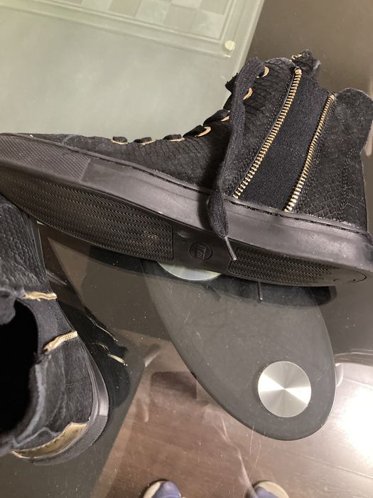 Дамски боти UGG и боти Replay