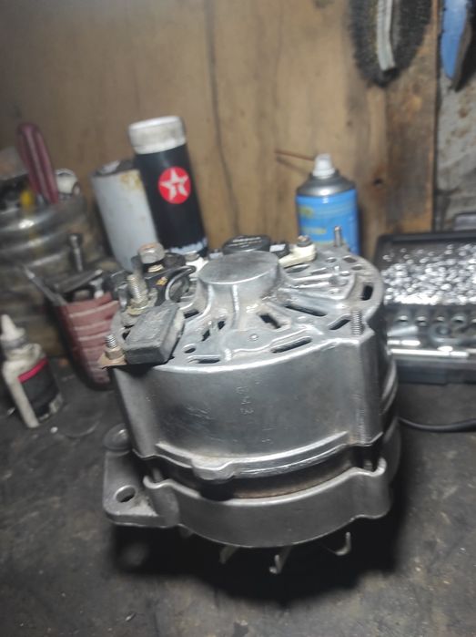 Генератор VW Passat B3 Audi Golf — оригинал BOSCH. Караганда