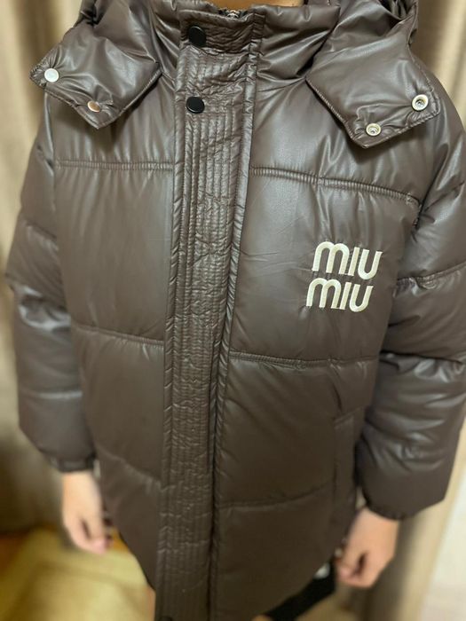 Продам куртки осень весна