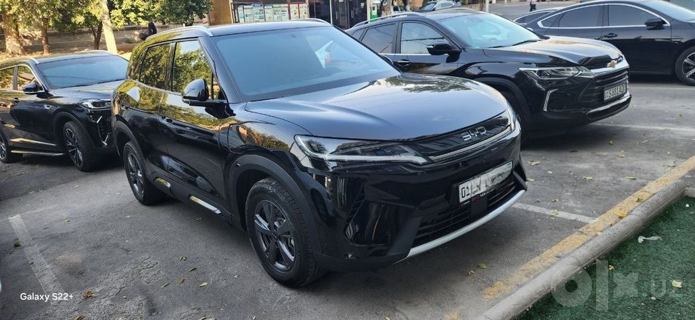 BYD YUAN UP гибрид