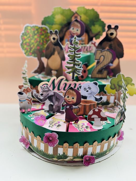 Картонена торта с декорация